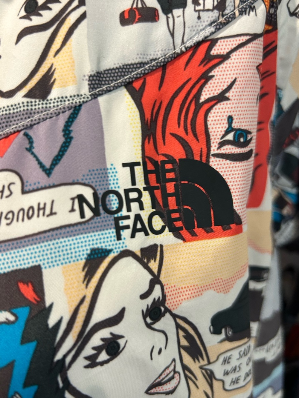 The North Face Women's Flyweight Windbreaker - Picture 6 of 12